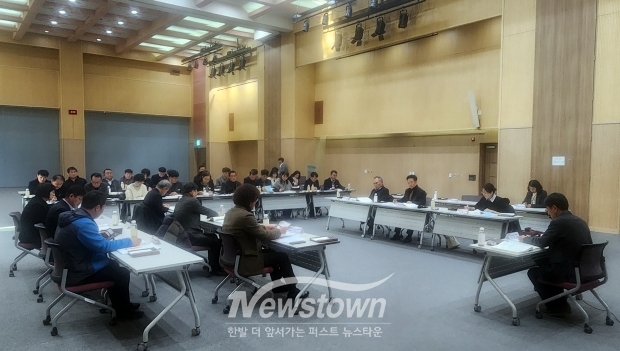 정책자문위원회