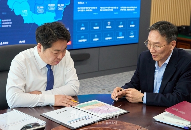 오세현 아산시장이 4월 3일 ‘탕정2고(가칭) 신설 도시계획시설 결정’ 안건에 서명하며 본격적인 탕정2고 조기 개교 추진에 나섰다.