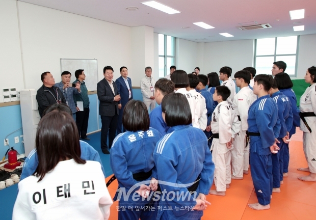 충남도민체전 선수단 격려(유도)