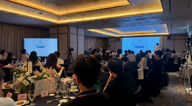 ‘2025 ICS(International Cleo Symposium)’ 강연 모습