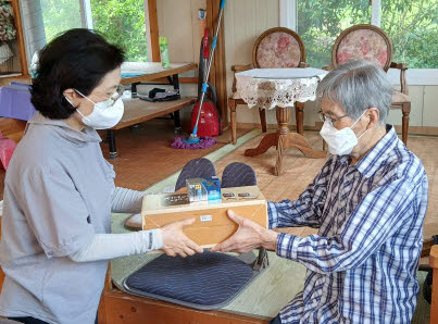 옹진군, 재가암 환자를 위한 영양식 지원 (사진제공 옹진군청)<br>