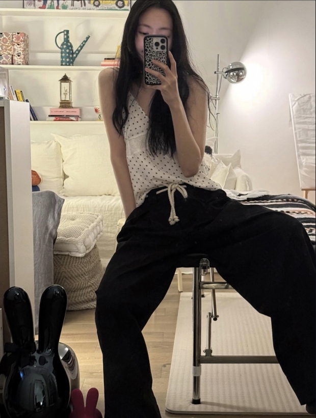 손나은SNS