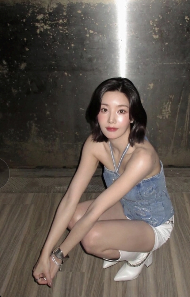권은비SNS