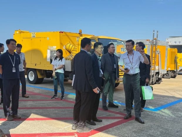포항시는 2025년 APEC 경제인 행사를 앞두고 1일 포항경주공항 내 CIQ(검역·출입국·세관) 시설과 동선 점검을 실시했다