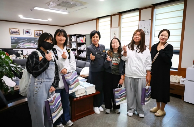 김해시의회, 김해가야초등학교 의회 견학