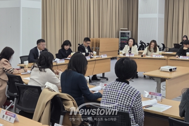 1. 지난달 열린 고양시-학부모-학운협 간‘2026 고양 EDU-로드맵’ 간담회