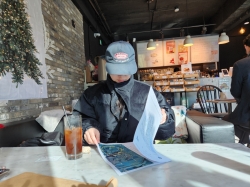 탄원하며 억울함을 호소하는 피해자 딸 홍씨