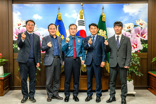 설맞이 북한이탈주민 위문행사/사진 경남경찰청제공