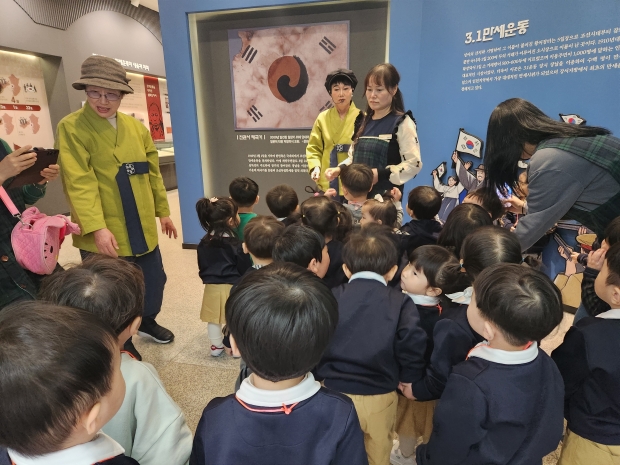 3·1만세운동 역사문화센터, 독립학교 운영_문화해설사 강의