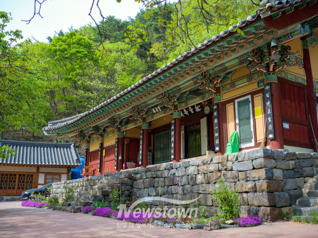 금산 영천암 무량수각(사진 / 충남도 제공)