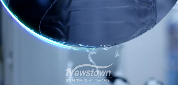 순수로 반도체 웨이퍼를 세척하는 공정/TBC 뉴스화면 캡처
