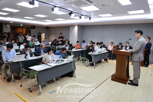 홍종완 행정부지사, 민선9기 조직개편에 따른 4급 이상 인사 단행 기자회견(사진 / 뉴스타운)
