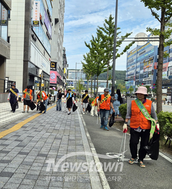 10대 자원봉사 릴레이(사진 / 충청남도 제공)